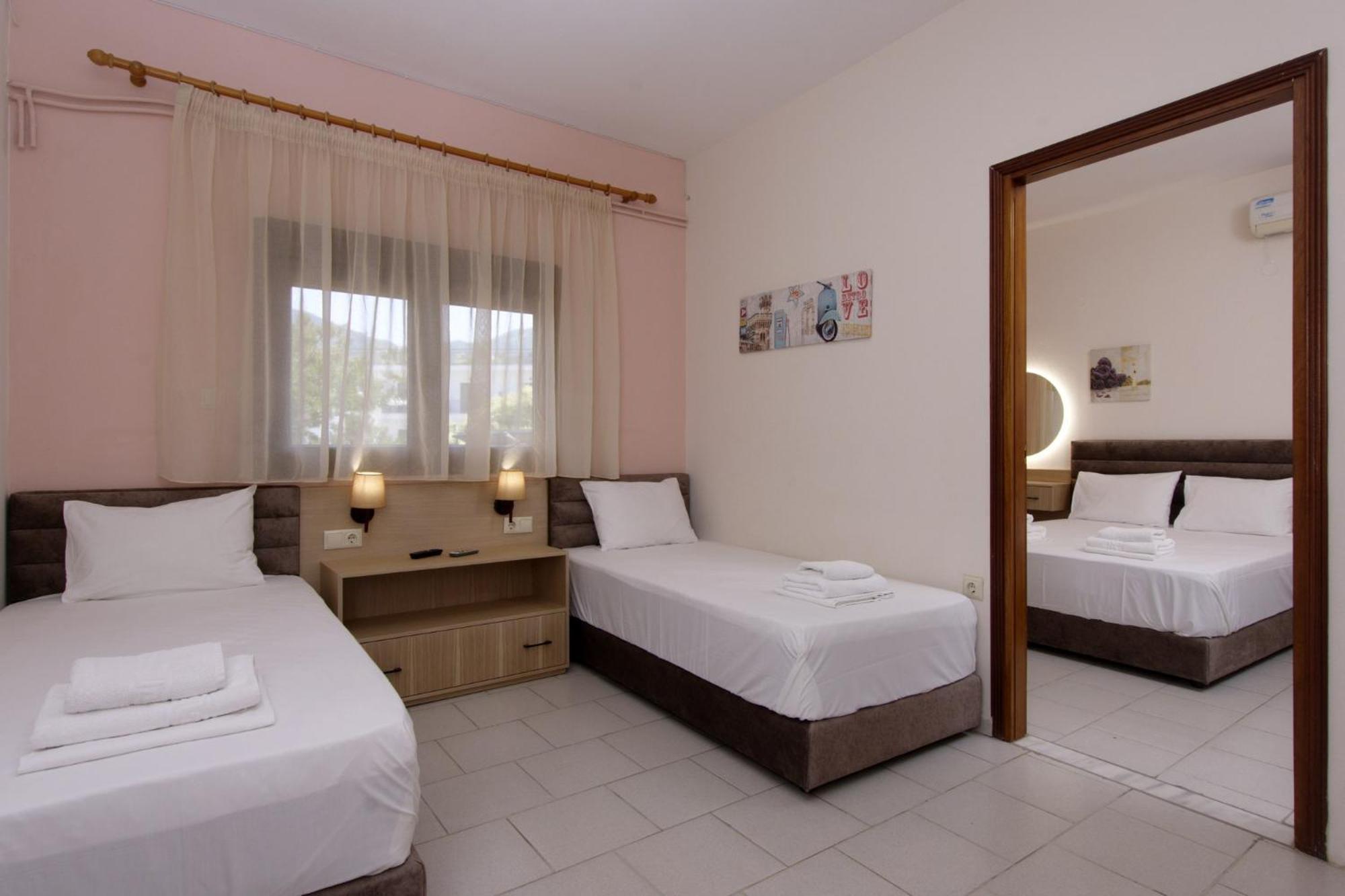 Lotos Apartments ستافروس الغرفة الصورة