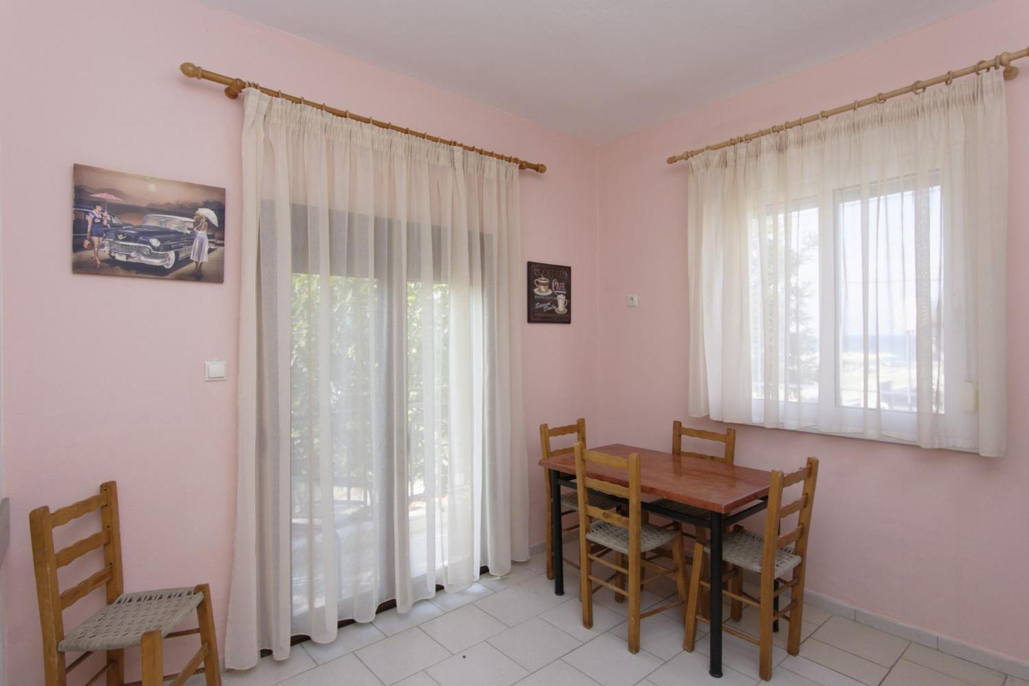Lotos Apartments ستافروس الغرفة الصورة
